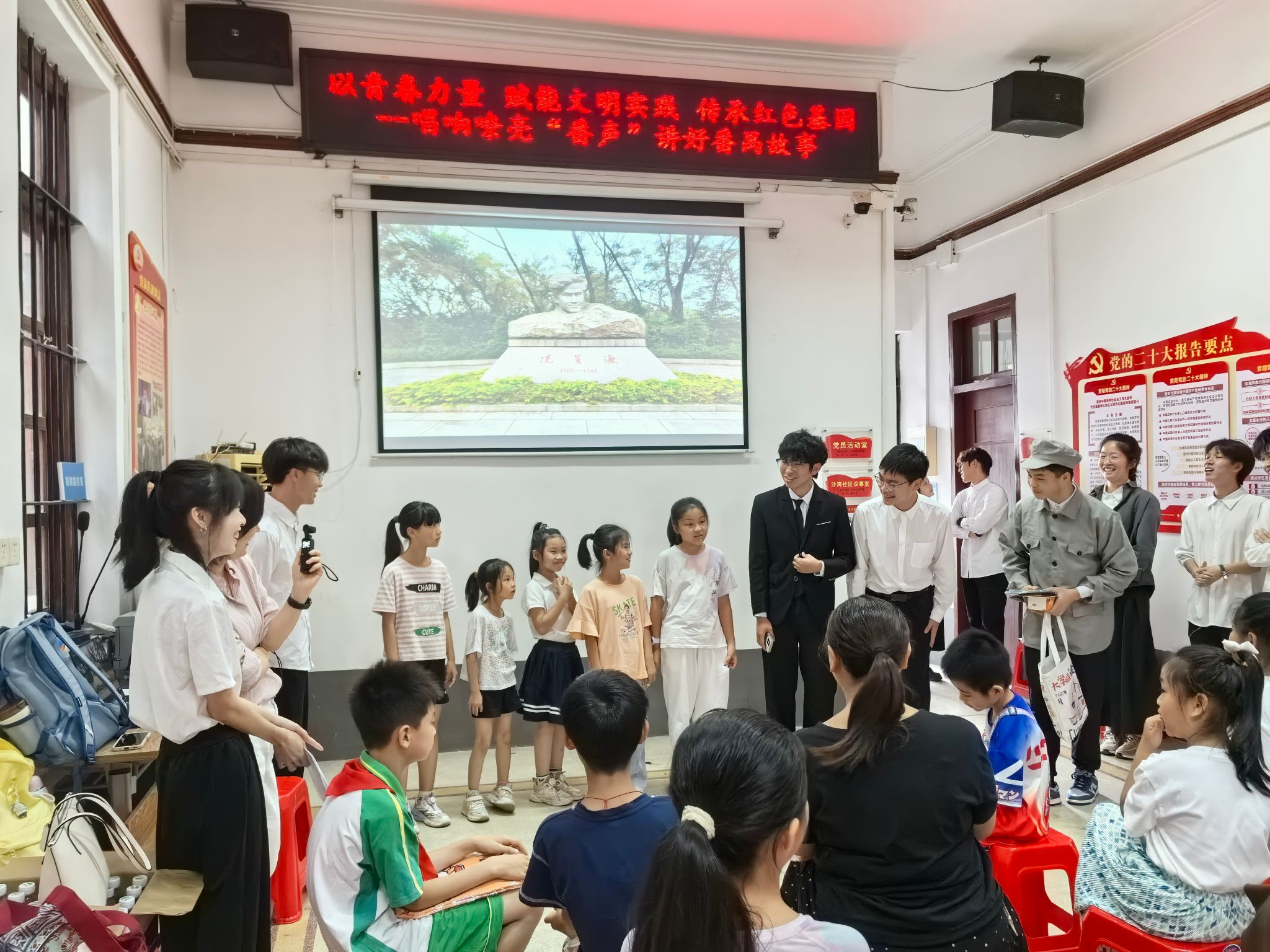 51吃瓜网
青年理论宣讲团走进沙湾街沙湾社区